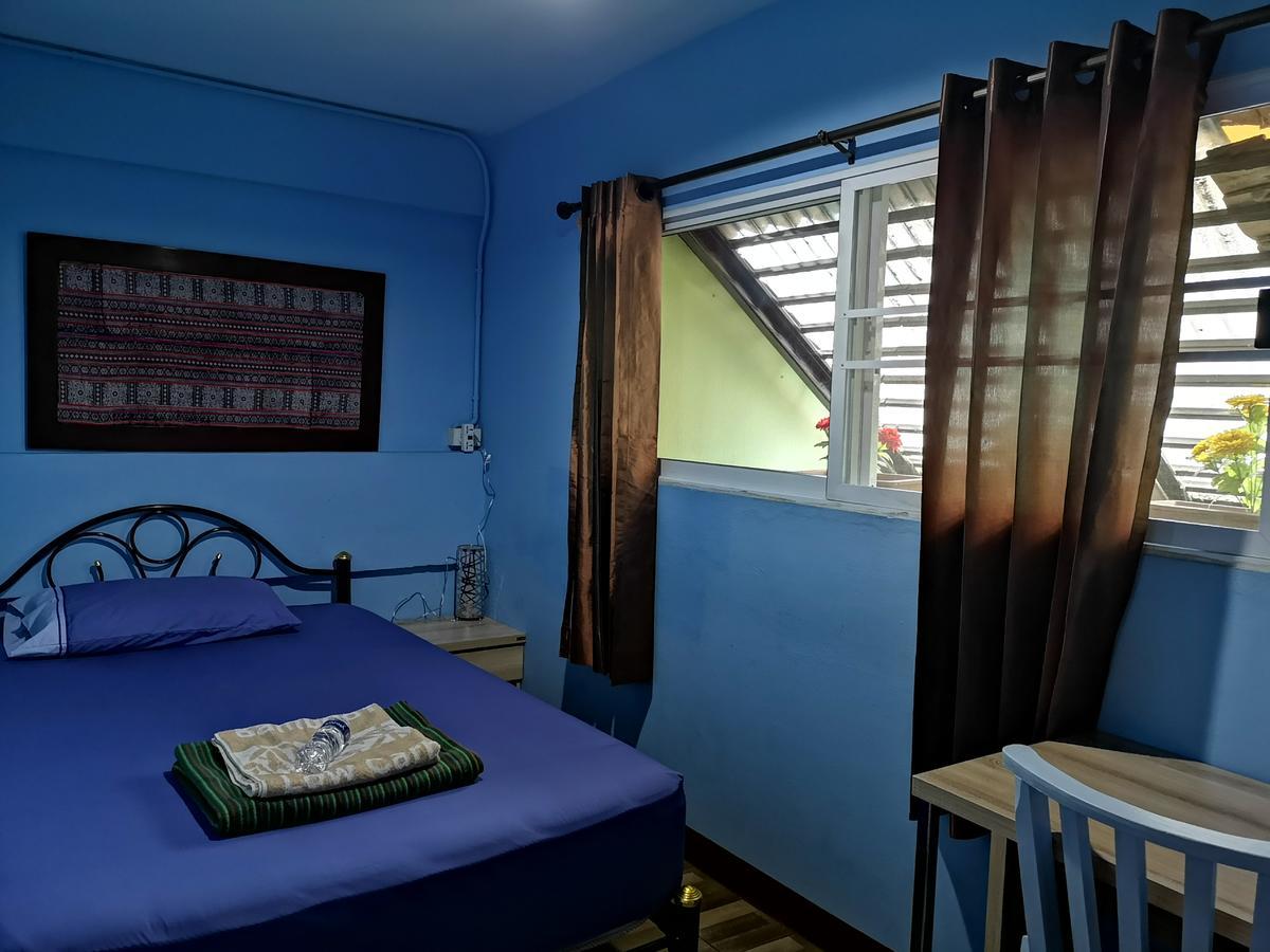 Pm Guesthouse Чиангмай Экстерьер фото
